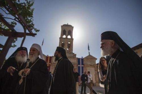 Στὴ δίνη τῆς… μετὰ Κολυμπαρίου ἐποχῆς.